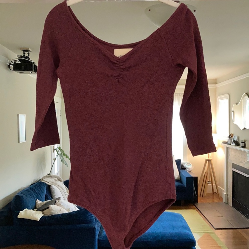 Paloma Wool maroon bodysuit 3/4 sleeve- M